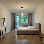 3 BR City Apartment near Messe Düsseldorf