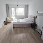 3 BR City Apartment near Messe Düsseldorf