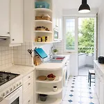 3 Bedroom City Apartment Near Messe Duesseldorf